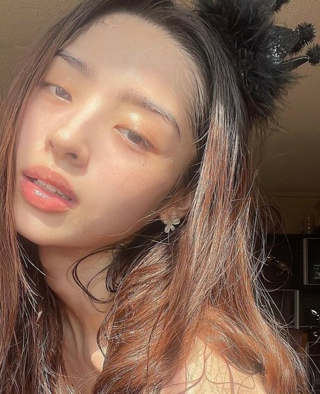 Nayoung Kim 高品質のポルノスター 画像