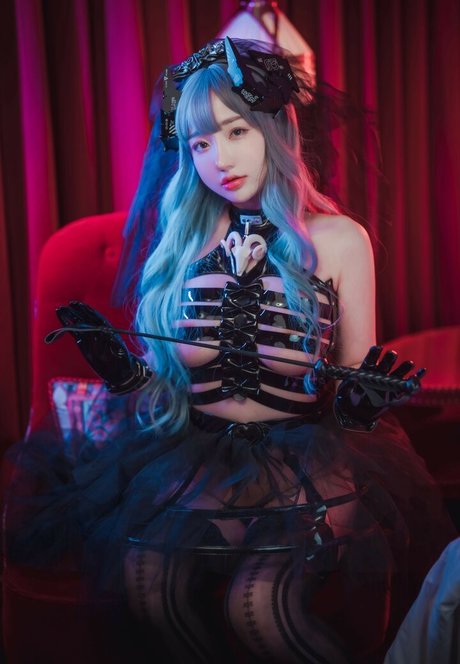 コスプレ 裸 OnlyFans セクシーヌード 写真
