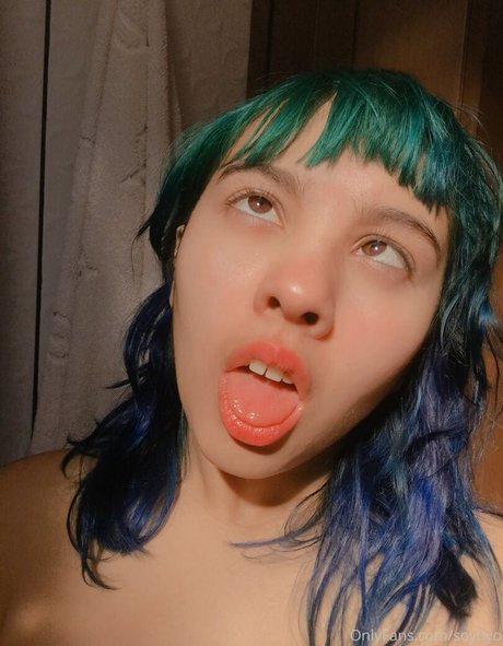 ウクライナのティーンオンリーファン セクシーヌード 写真