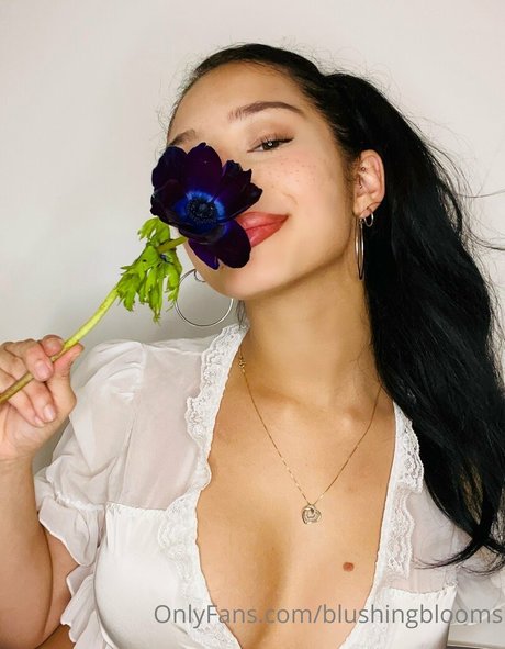 ナイロン足 オンリーファンズ セクシーxxx 画像
