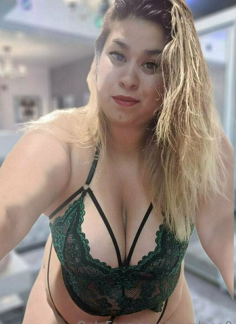 lucreluna0 ポルノスター 写真
