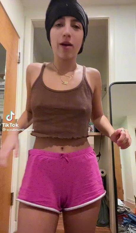 Ellie Rae Dobleske 独占モデル アーカイブ