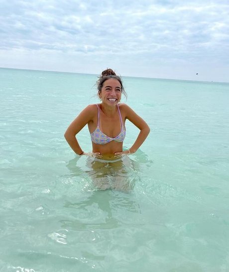 Ellie Rae Dobleske セクシーモデル 画像
