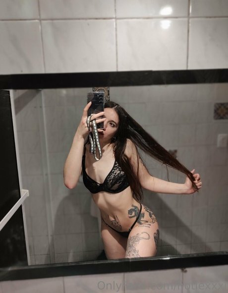 hotlexxxi xxxモデル 画像