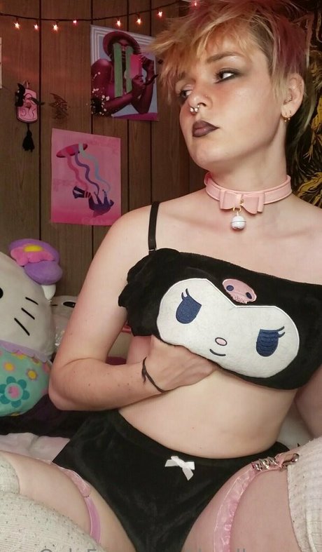 deadbunnyx ポルノスター HD ギャラリー