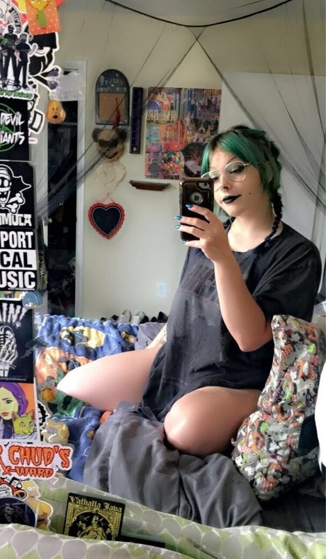 かわいいシーメールオンリーファンズ セクシー 写真