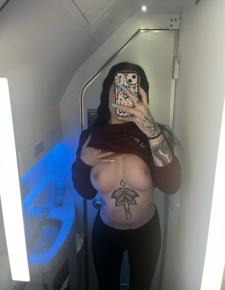 Mik Mikxxxof 完璧なスター 写真