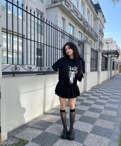 Sofi Maure ヌードスター 写真
