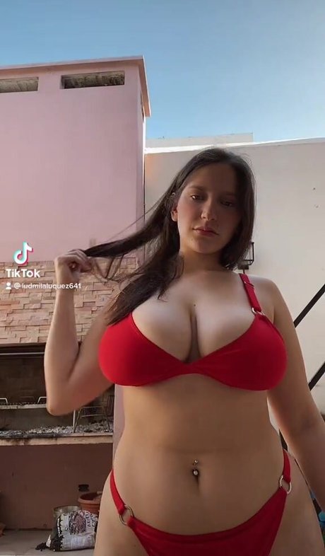 Ludmila Luquez ヌードのポルノスター 画像