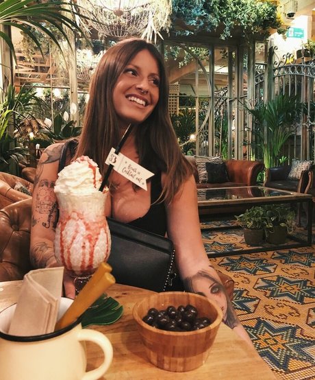 Zhanet Filipova セクシー女優 写真