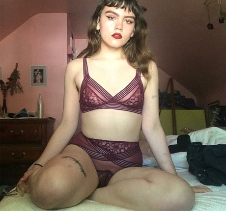 Bree McGee セクシーモデル 写真