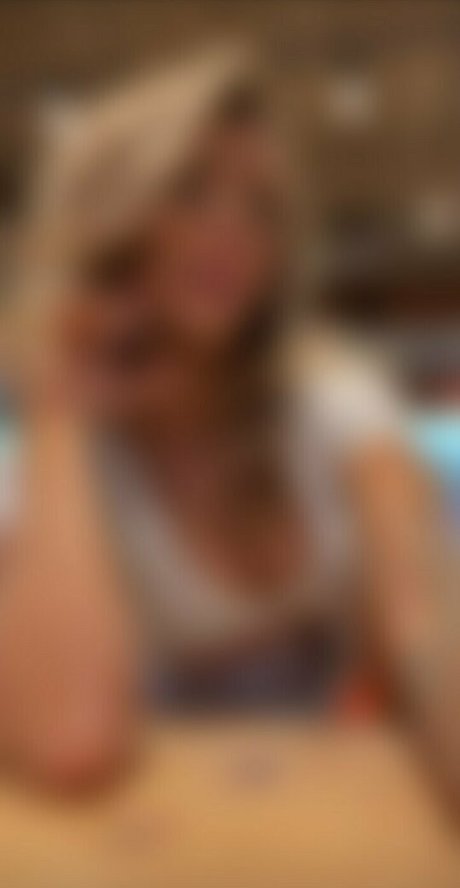 lilyhasfun セックス女優 写真