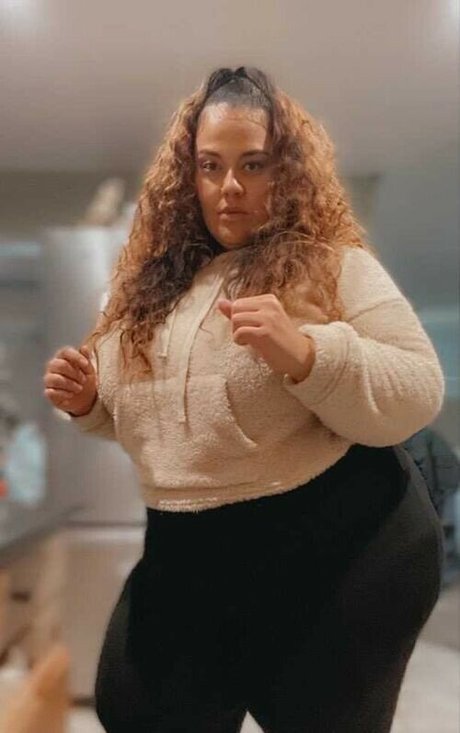 Levilabaybee セックスモデル 写真