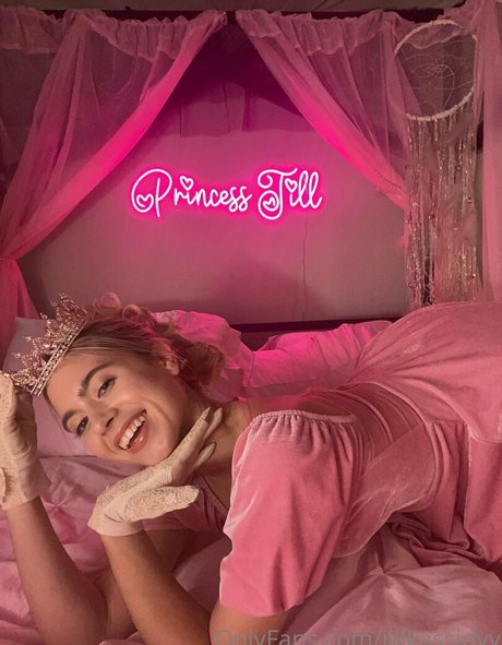 jillkassidyy ヌードモデル 写真