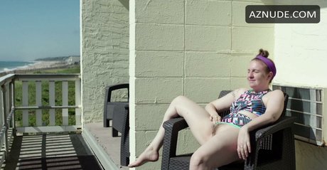 Lena Dunham 独占女優 ギャラリー