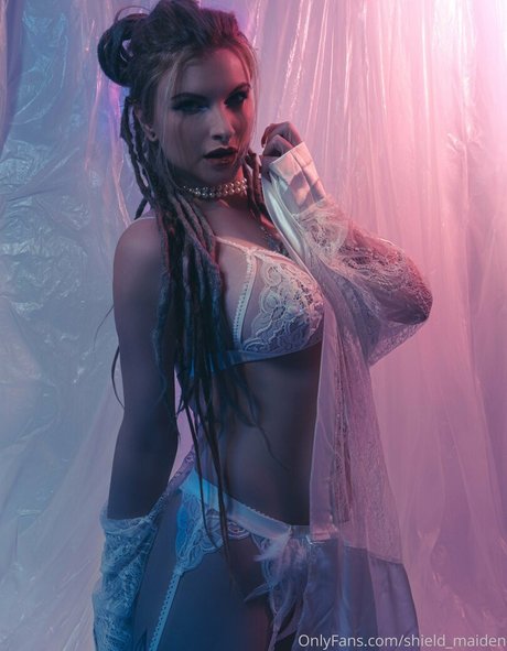 Ruby True 完璧なポルノスター 写真