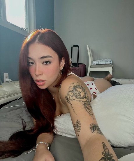 Valentina Navia トップスター 写真