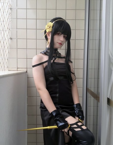 Lunarun かわいいポルノスター 写真