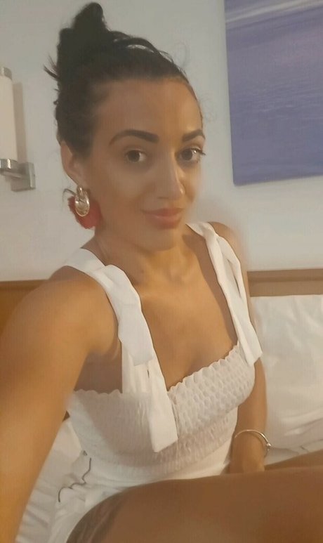 Qoslucybnwo スターセックス 画像