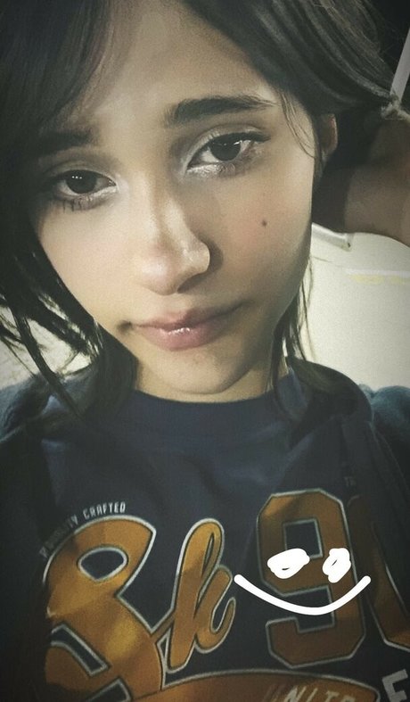 Maxima Sahar ホットなポルノスター 画像