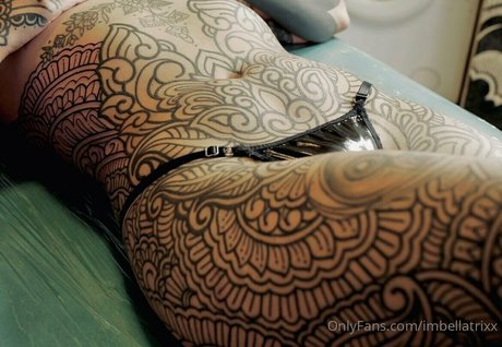 imbellatrixx 最高のモデル 写真