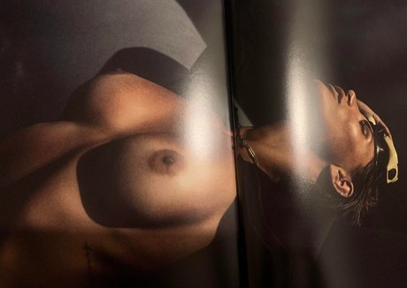 アジア人のティーンの足 オンリーファンズ ポルノ 写真