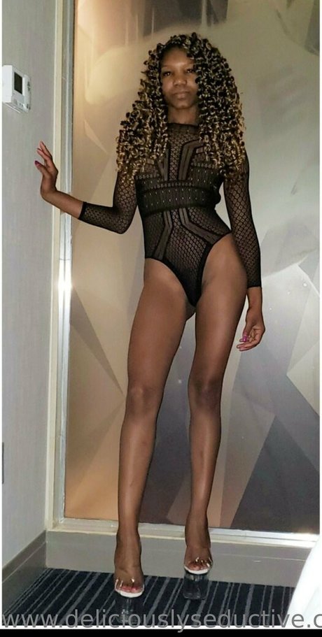 deliciouslyseductive 素敵なモデル 写真