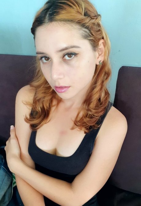 naughty student free 高品質女優 写真