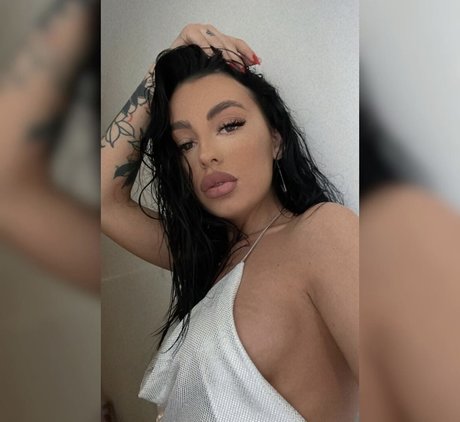 claudiroxa ポルノスター 美しい 画像