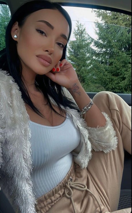 claudiroxa 独占女優 写真