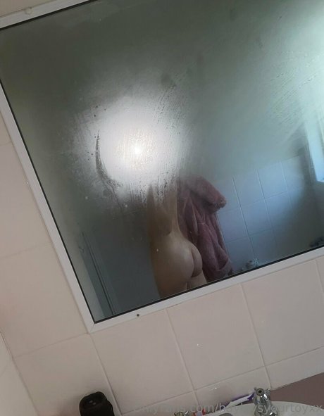 hayleysyourtoyxx ポルノスター 裸 写真