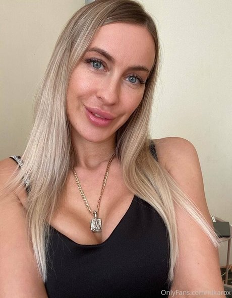 sarahkenley 最高のポルノスター 写真