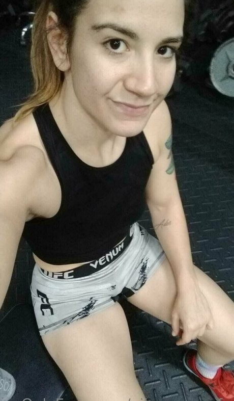 ailu perez ufc ポルノスター セクシー 画像