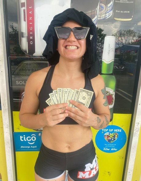 ailu perez ufc ポルノスター 画像