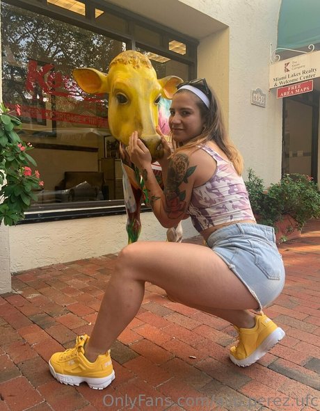 ailu perez ufc 可愛いモデル 写真
