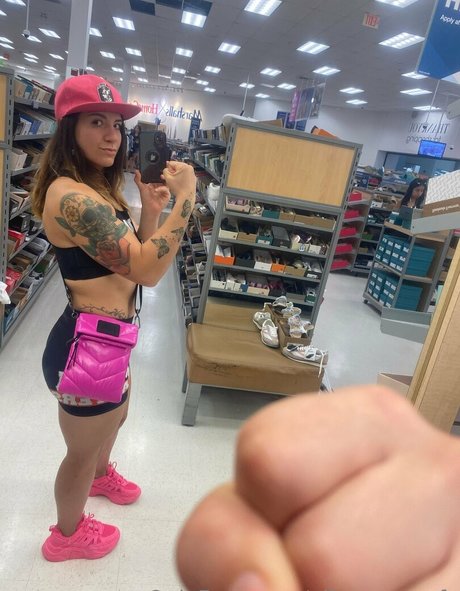 ailu perez ufc HD女優 写真