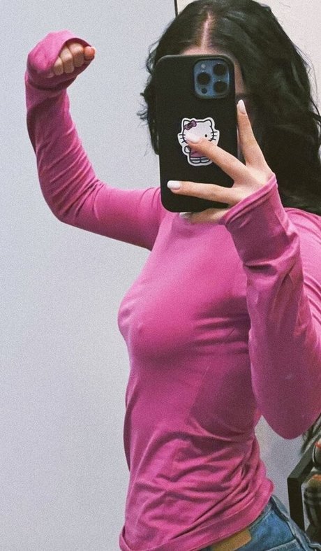 lyna com セクシーモデル 画像