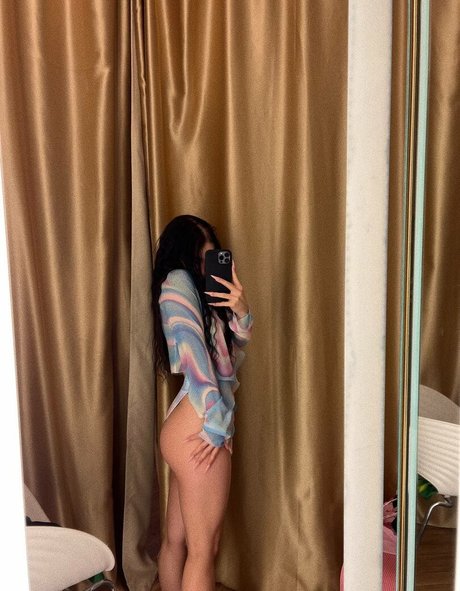 lyna com ホットスター 写真