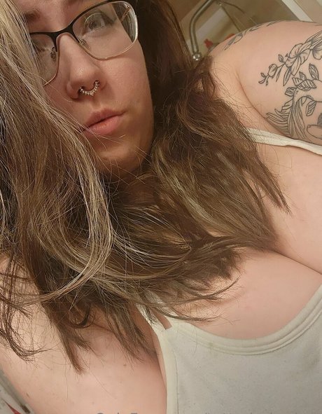 tatted shadow アートスター 写真