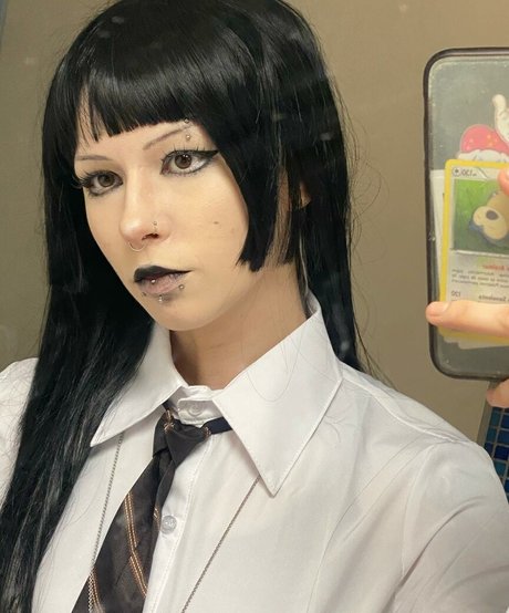 Luh Setra 美しいモデル 写真