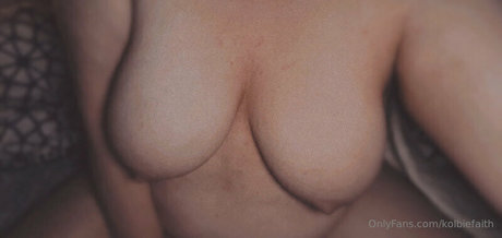 kolbiefaith アートモデル 写真