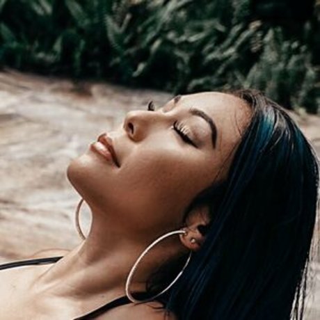 Mia Yim ポルノスター ヌード 写真