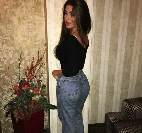 Valeriia Simavonian 素敵なスター 画像