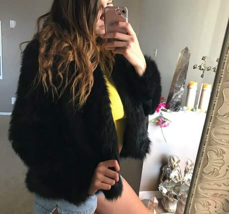 Autumn Brianne 美しいスター 写真