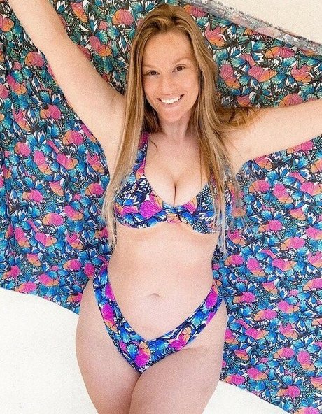 Amelia Jaane かわいいスター 画像