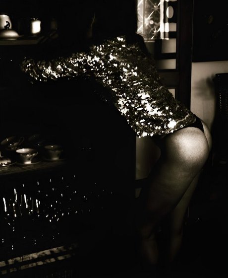 Krishna Mahon ヌード女優 写真