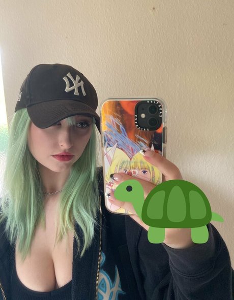 Allykitti ヌードのポルノスター 画像