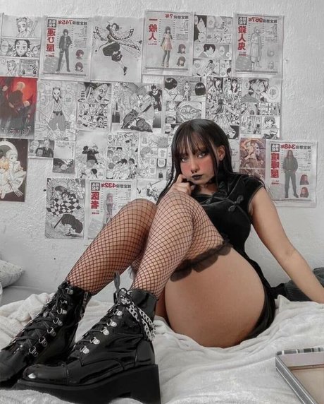 unholyybunnyy 限定モデル 写真
