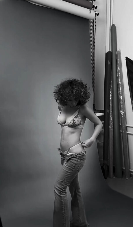 curlywiktoria セクシーなポルノスター 写真