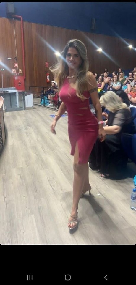 Cacau Colucci 女優 ギャラリー